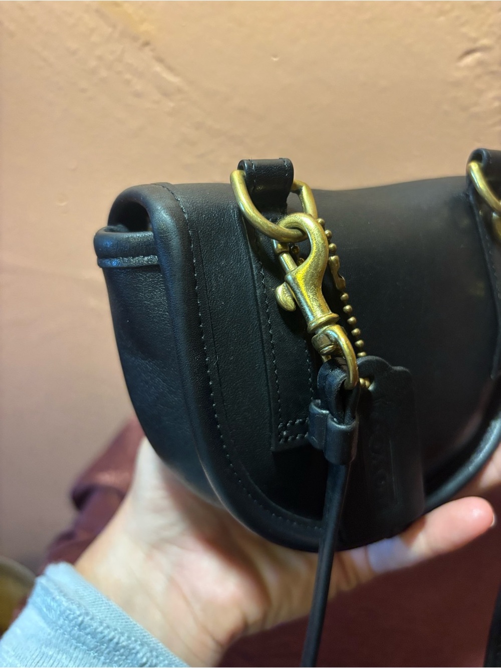 Coach USA Made Vintage Black Leather Crossbody Belt Saddle Purse Brass Hardware - Picture 9 of 16
